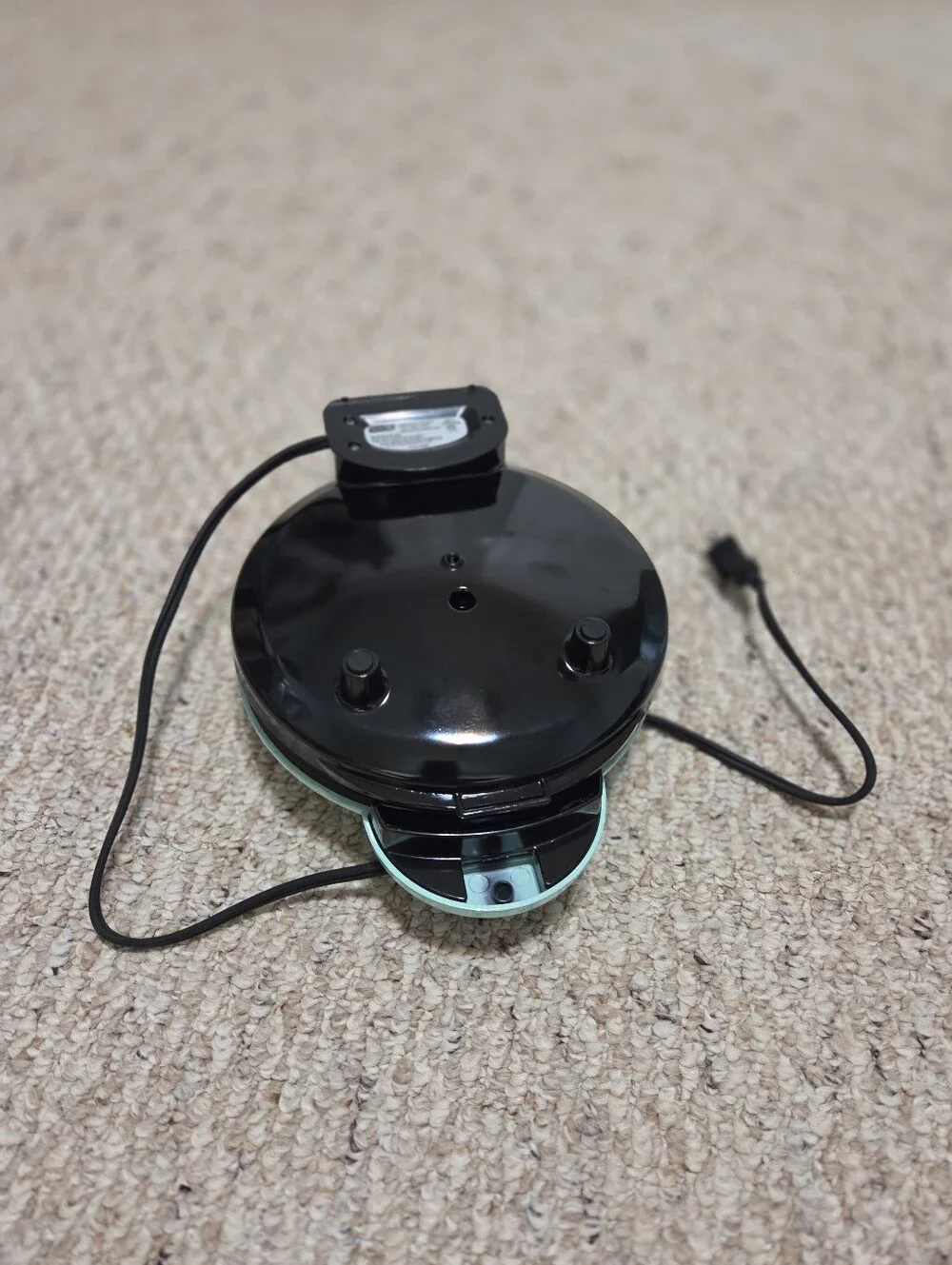Dash Mini Donut Maker in Mint